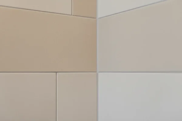 freepik__minimalist-photo-of-a-modern-bathroom-wall-with-la__67475